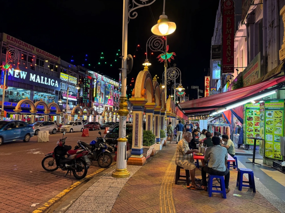 Local Markets & Street Food Spots in Kuala Lumpur