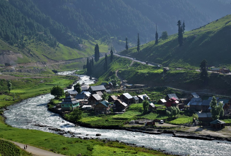 Local Markets & Street Food Spots in Sonamarg