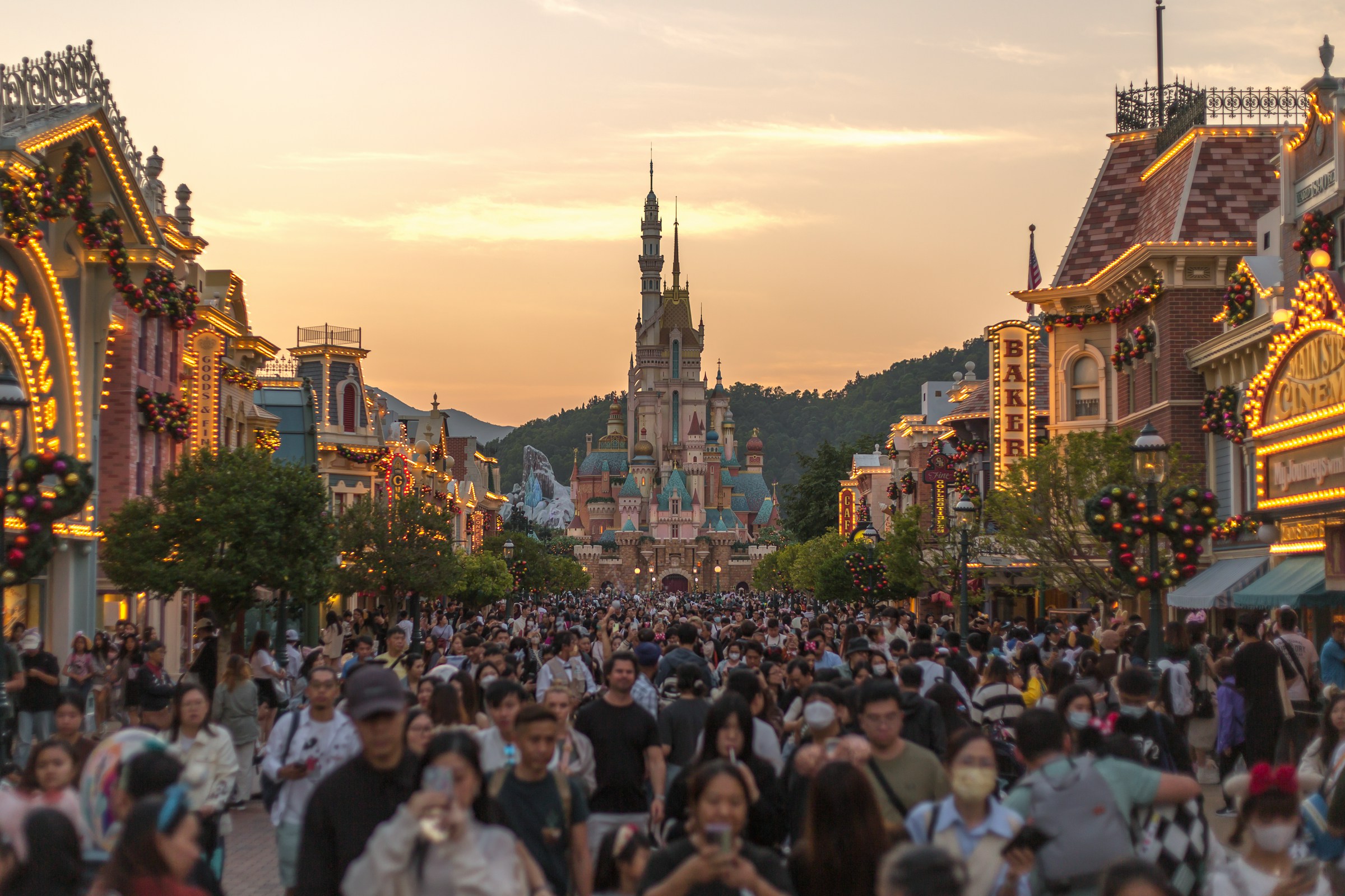 Essential Travel Tips while visiting Hong Kong